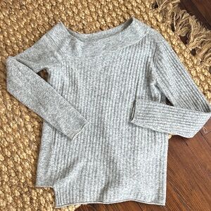 Gray Ribbed Knit Sweater off shoulder